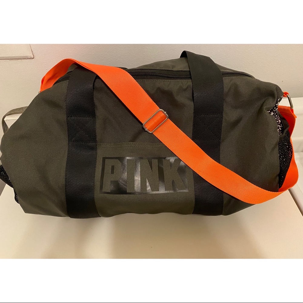 VS Pink gym bag.